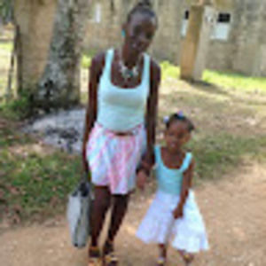 Meet your Posher, Lorie